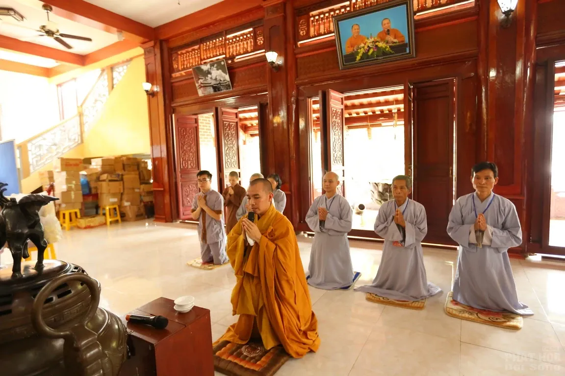 Hà Nội: Đại lễ khánh tạ Tam Bảo chùa Hòa Phúc 6 Hà Nội: Đại lễ khánh tạ Tam Bảo chùa Hòa Phúc image-1731938675608