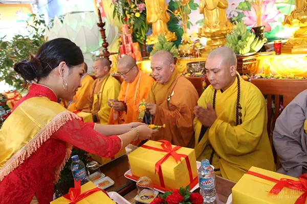 Hà Nội: Đại lễ Vu lan- Báo hiếu chùa Tăng Phúc 32 Hà Nội: Đại lễ Vu lan- Báo hiếu chùa Tăng Phúc image-1731940672335