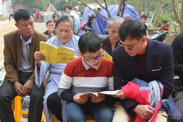 Hà Nội: Hơn 3000 người dự cầu an đầu năm tại Chùa Hòa Phúc 5 Hà Nội: Hơn 3000 người dự cầu an đầu năm tại Chùa Hòa Phúc image-1731932291290