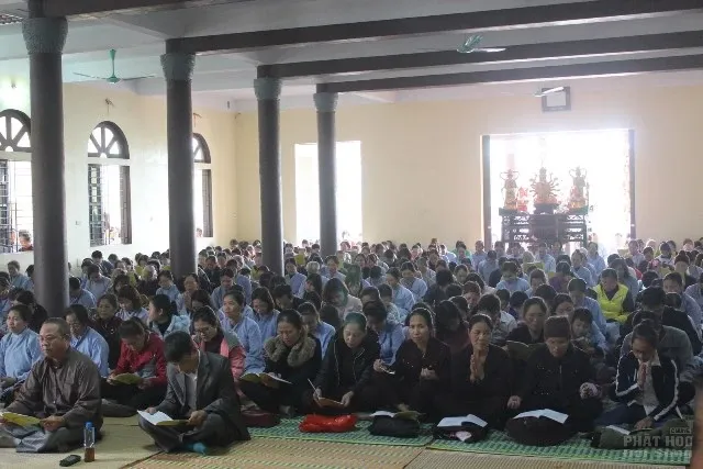 Hà Nội: Hơn 3000 người dự cầu an đầu năm tại Chùa Hòa Phúc 10 Hà Nội: Hơn 3000 người dự cầu an đầu năm tại Chùa Hòa Phúc image-1731932294206