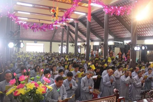 Hà Nội: Hơn 3000 người dự cầu an đầu năm tại Chùa Hòa Phúc image-1731932294809