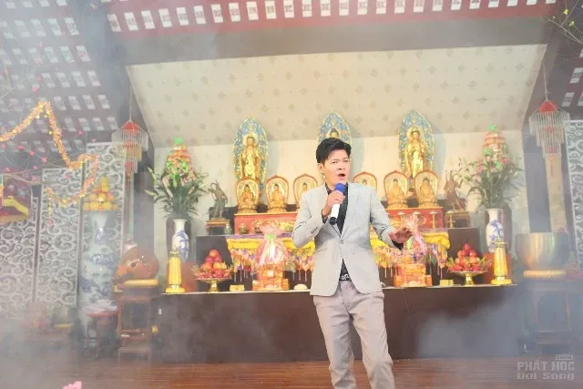 Hà Nội: Hơn 3000 người dự cầu an đầu năm tại Chùa Hòa Phúc image-1731932300988