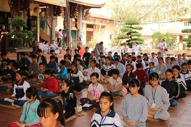 Hà Nội: Khóa tu theo dấu chân Phật lần thứ 5 Chùa Tăng Phúc image-1731930949395