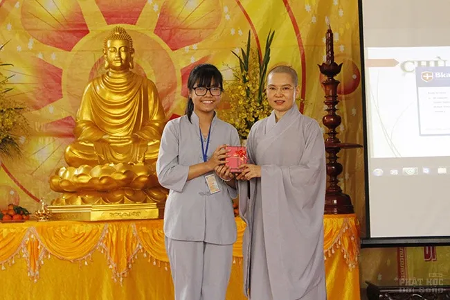 Hà Nội: Khóa tu theo dấu chân Phật lần thứ 5 Chùa Tăng Phúc image-1731930955002