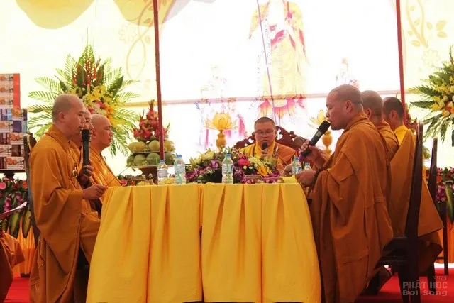 Hà Nội: Kỳ siêu phả độ gia tiên chùa Hòa Phúc 4 Hà Nội: Kỳ siêu phả độ gia tiên chùa Hòa Phúc image-1732293330797