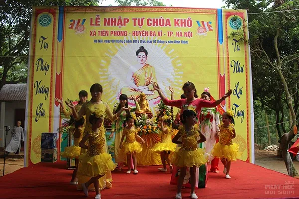 Hà Nội: Lễ nhập tự và lễ tắm Phật chùa Khô image-1731746443805