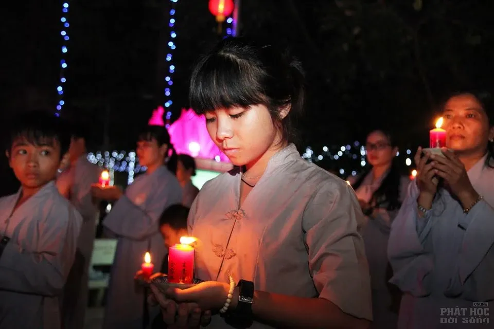 Hàng ngàn người dự lễ vía Phật Di Đà tại Tổ đình Phước Viên image-1731931137494