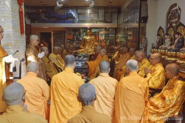 Hàng ngàn người kính bái biệt HT Thích Thiện Bình tại lễ nhập bảo tháp 3 Hàng ngàn người kính bái biệt HT Thích Thiện Bình tại lễ nhập bảo tháp image-1731933119307