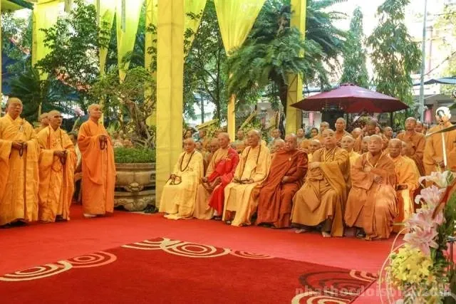 Hàng ngàn người kính bái biệt HT Thích Thiện Bình tại lễ nhập bảo tháp 8 Hàng ngàn người kính bái biệt HT Thích Thiện Bình tại lễ nhập bảo tháp image-1731933122136