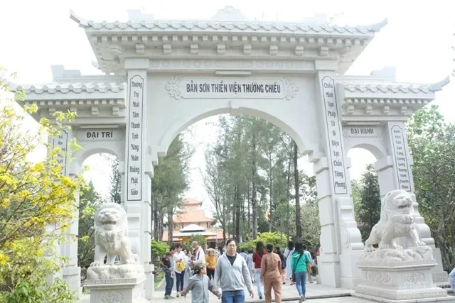 Hành hương thập tự đầu năm 11 Hành hương thập tự đầu năm image-1731726091541