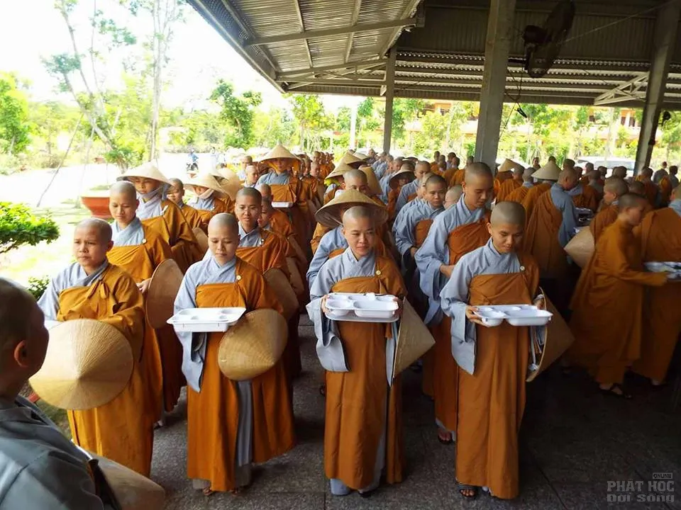 Hạnh người xuất gia tại học viện PG VN tại Lê Minh Xuân image-1731936781334