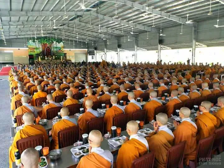 Hạnh người xuất gia tại học viện PG VN tại Lê Minh Xuân image-1731936783047