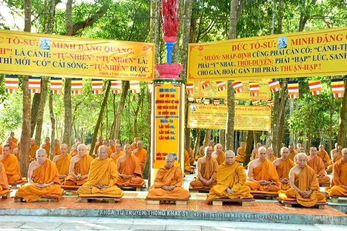 Hạnh phúc ngày tu thứ hai của Tăng đoàn image-1732287949539