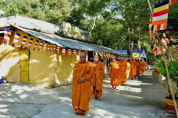 Hạnh phúc ngày tu thứ hai của Tăng đoàn image-1732287958472