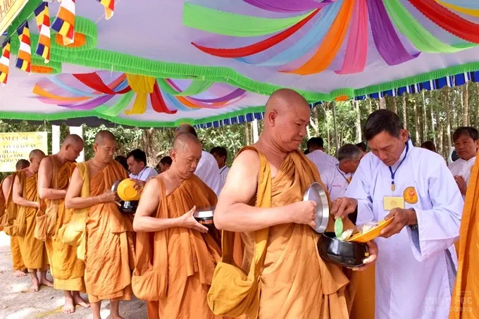 Hạnh phúc ngày tu thứ hai của Tăng đoàn image-1732287966571