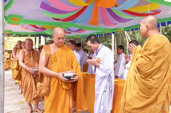 Hạnh phúc ngày tu thứ hai của Tăng đoàn image-1732287967357