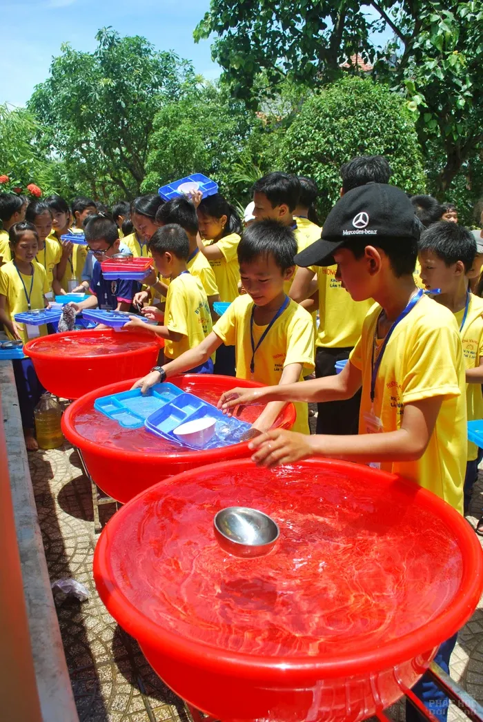 Hình ảnh khóa tu mùa hè Phật giáo huyện Gio Linh 'hương sen mùa hạ 2017' image-1731936160079