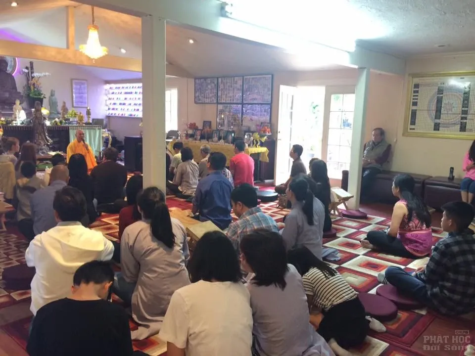 Hoa Kỳ: HT Thích Thái Thuận thuyết giảng nhân mùa Phật đản Hoa Kỳ: HT Thích Thái Thuận thuyết giảng nhân mùa Phật đản image-1731746736694