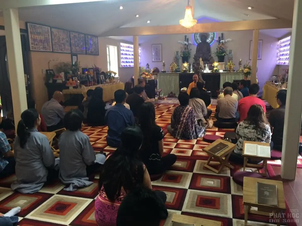 Hoa Kỳ: HT Thích Thái Thuận thuyết giảng nhân mùa Phật đản Hoa Kỳ: HT Thích Thái Thuận thuyết giảng nhân mùa Phật đản image-1731746738311