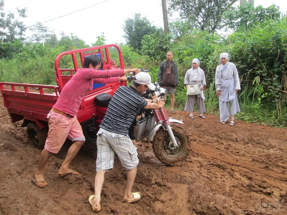 Hoằng pháp tận vùng sâu vùng xa xã Đăk Ngo Hoằng pháp tận vùng sâu vùng xa xã Đăk Ngo image-1732290769939