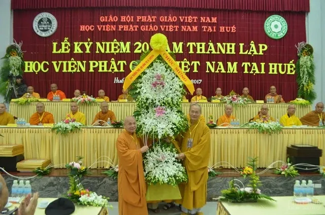 Học viện Phật giáo Huế kỷ niệm 20 năm thành lập trường image-1731946055919