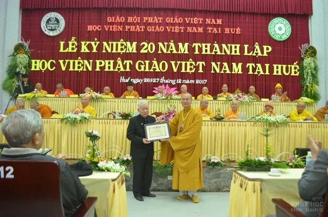Học viện Phật giáo Huế kỷ niệm 20 năm thành lập trường image-1731946063940