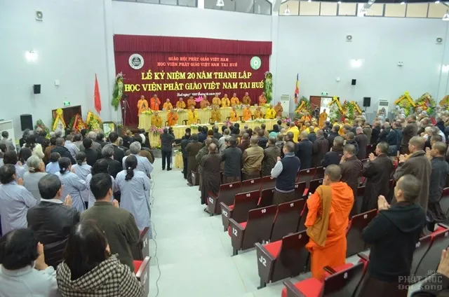 Học viện Phật giáo Huế kỷ niệm 20 năm thành lập trường image-1731946069604