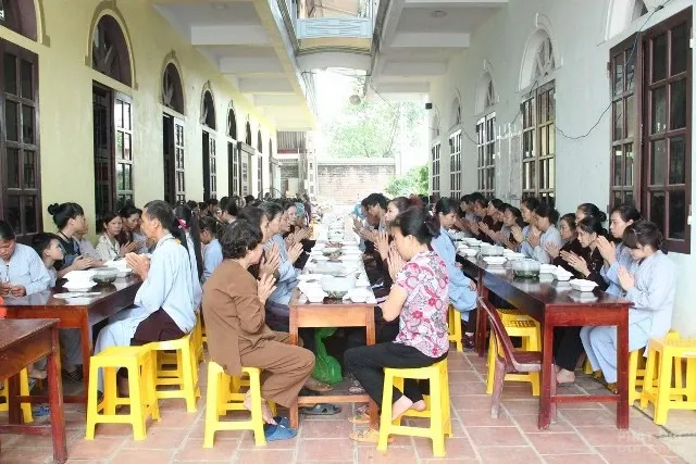 Hơn 1000 người nghe Đại đức Thích Chúc Tín giảng image-1731747254257