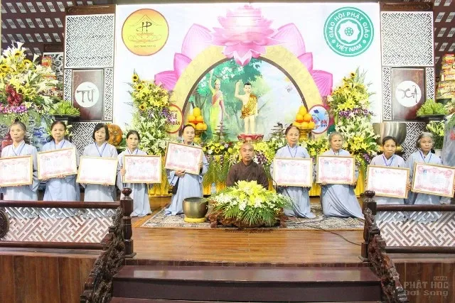 Hơn 1000 người nghe Đại đức Thích Chúc Tín giảng image-1731747256455