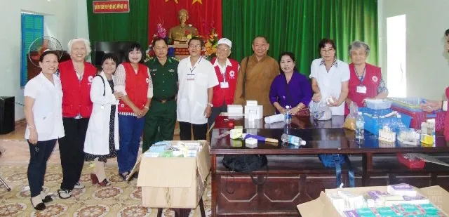 Hơn 225 triệu đồng trao tặng cho người nghèo tại Ninh Thuận 4 Hơn 225 triệu đồng trao tặng cho người nghèo tại Ninh Thuận image-1731943668693