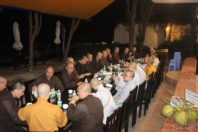 Họp mặt truyền thống khóa VII khoa triết học viện PGVN tại Tp.HCM Họp mặt truyền thống khóa VII khoa triết học viện PGVN tại Tp.HCM image-1731941250293