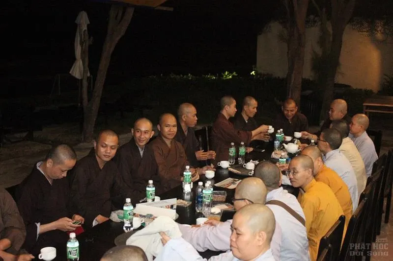 Họp mặt truyền thống khóa VII khoa triết học viện PGVN tại Tp.HCM 2 Họp mặt truyền thống khóa VII khoa triết học viện PGVN tại Tp.HCM image-1731941251063