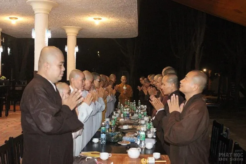 Họp mặt truyền thống khóa VII khoa triết học viện PGVN tại Tp.HCM Họp mặt truyền thống khóa VII khoa triết học viện PGVN tại Tp.HCM image-1731941251832