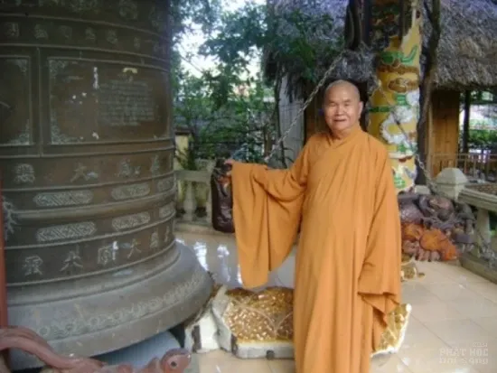 HT Thích Minh Hiển viện chủ Tu viện Bát Nhã image-1731930706044