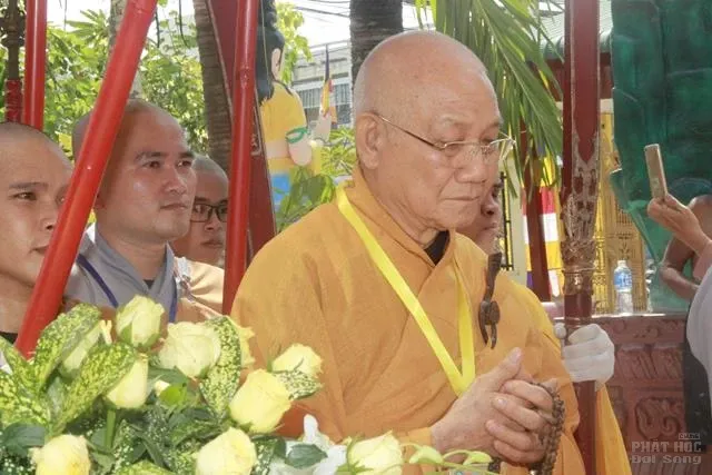 HT Thích Minh Thông khai đạo giới tử tại Giới đàn Vĩnh Đạt image-1731944113116