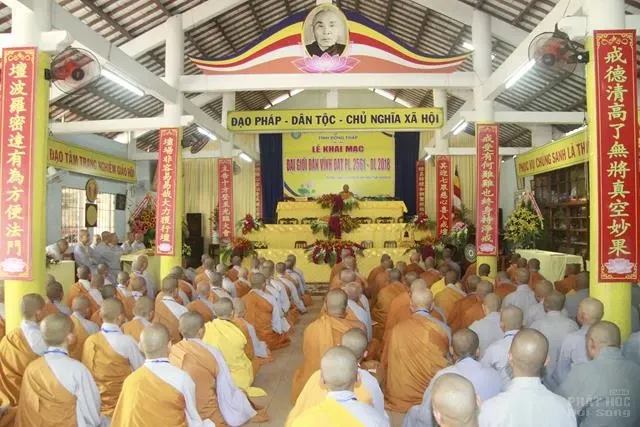 HT Thích Minh Thông khai đạo giới tử tại Giới đàn Vĩnh Đạt image-1731944117125