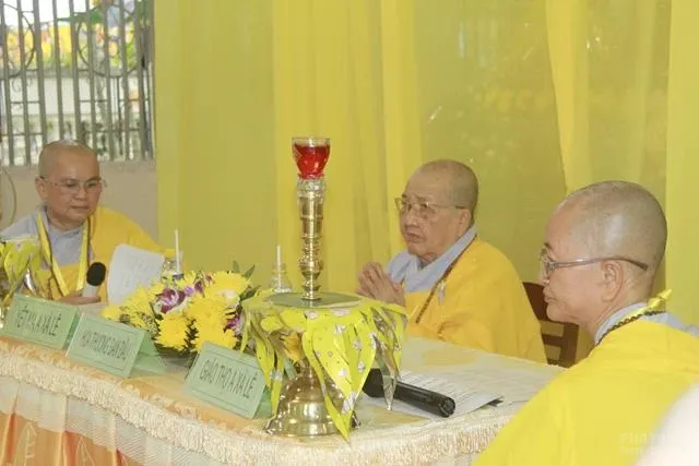 HT Thích Minh Thông khai đạo giới tử tại Giới đàn Vĩnh Đạt image-1731944123753