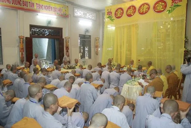 HT Thích Minh Thông khai đạo giới tử tại Giới đàn Vĩnh Đạt image-1731944128782