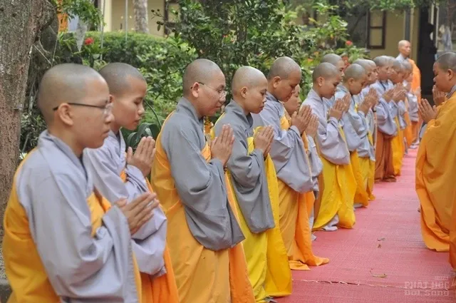 Huế: Đại giới đàn Giác Phong tấn đàn Tỳ kheo & Tỳ kheo Ni 5 Huế: Đại giới đàn Giác Phong tấn đàn Tỳ kheo & Tỳ kheo Ni image-1731727127993