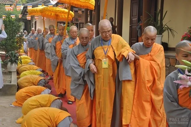 Huế: Đại giới đàn Giác Phong tấn đàn Tỳ kheo & Tỳ kheo Ni 7 Huế: Đại giới đàn Giác Phong tấn đàn Tỳ kheo & Tỳ kheo Ni image-1731727129141