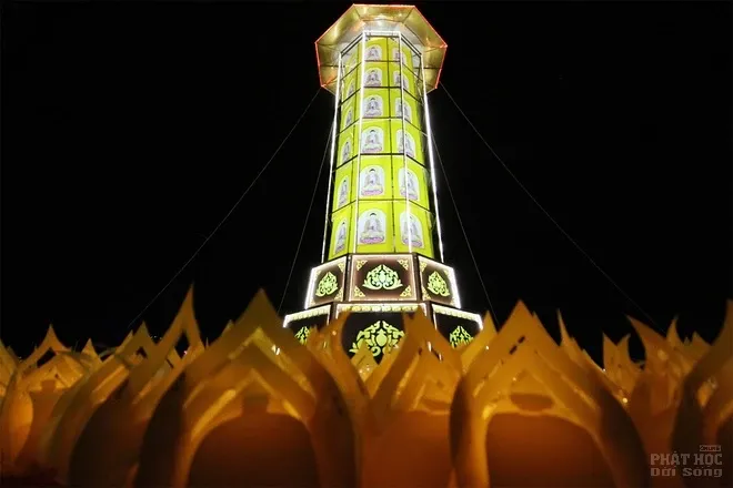 Huế đưa Phật giáo vào Festival image-1731746162176