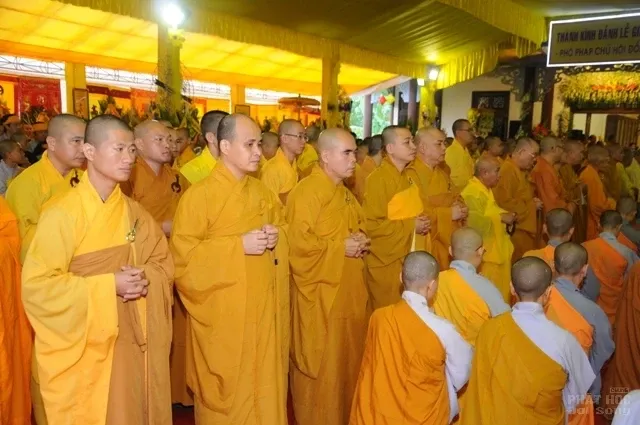 Huế: Hàng ngàn người ngậm ngùi cung tống kim quan HT Thích Chơn Thiện nhập bảo tháp image-1731933045613