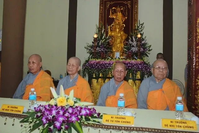 Huế: Khai đạo giới tử, Tấn đàn Sa di giới 9 Huế: Khai đạo giới tử, Tấn đàn Sa di giới image-1731727064499