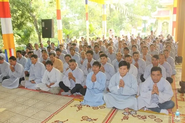 Huế: Khai đạo giới tử, Tấn đàn Sa di giới 13 Huế: Khai đạo giới tử, Tấn đàn Sa di giới image-1731727066868