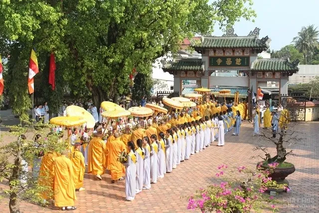 Huế: Khai mạc Đại giới đàn Giác Phong image-1731726966307