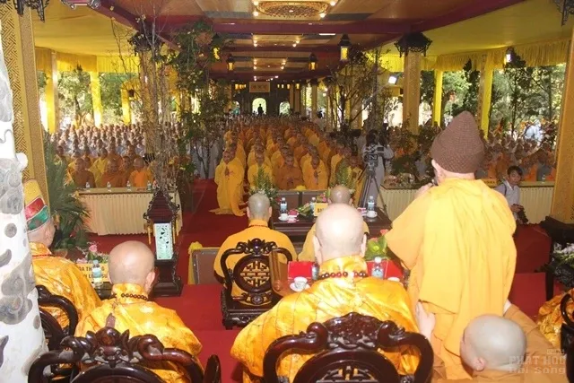 Huế: Khai mạc Đại giới đàn Giác Phong image-1731726979818