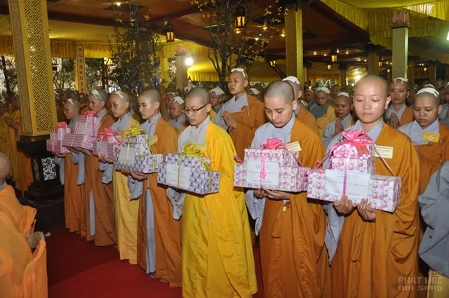 Huế: Lễ bế mạc Đại Giới đàn Giác Phong 10 Huế: Lễ bế mạc Đại Giới đàn Giác Phong image-1731727188586