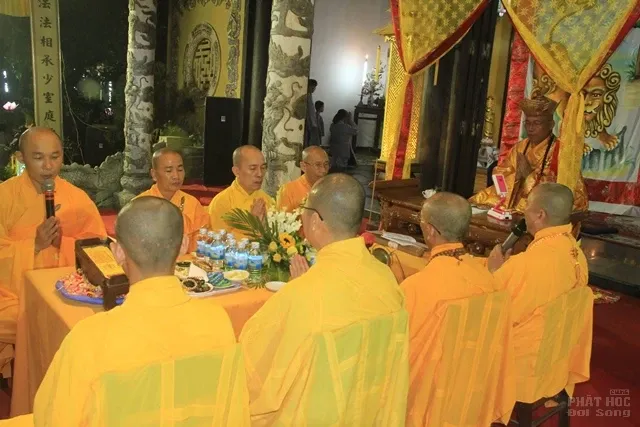 Huế: Lễ bế mạc Đại Giới đàn Giác Phong 14 Huế: Lễ bế mạc Đại Giới đàn Giác Phong image-1731727191036