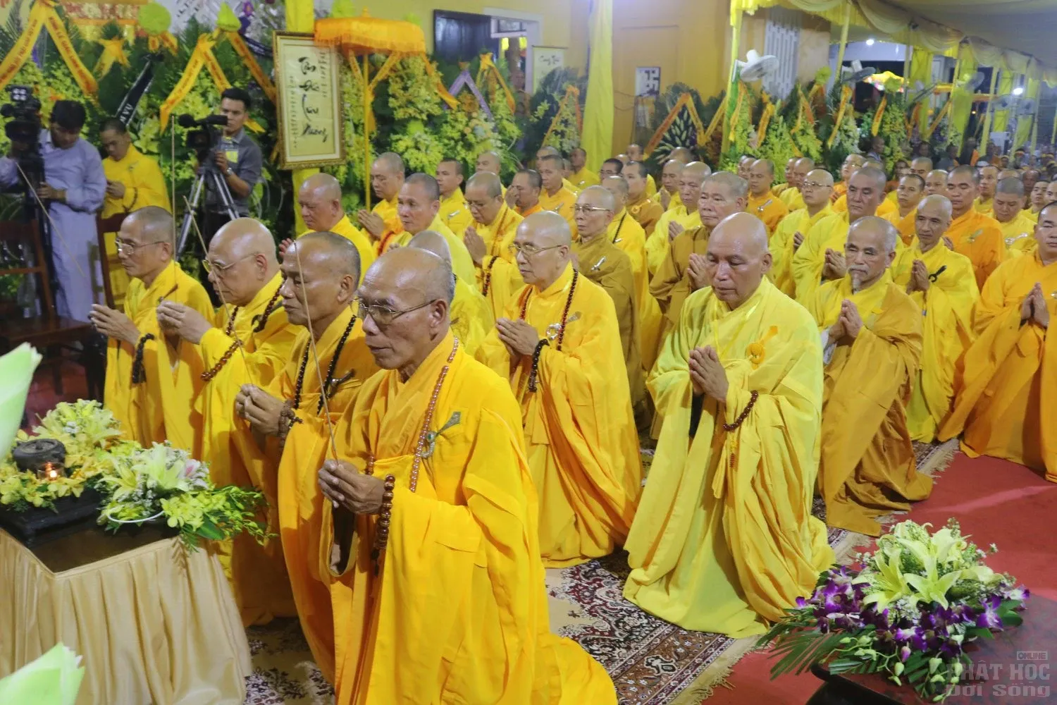 Huế: Lễ cung tống kim quan nhập bảo tháp cố HT.Thích Đức Phương image-1732291544080