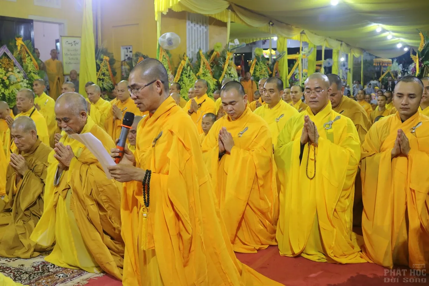 Huế: Lễ cung tống kim quan nhập bảo tháp cố HT.Thích Đức Phương 16 Huế: Lễ cung tống kim quan nhập bảo tháp cố HT.Thích Đức Phương image-1732291557396